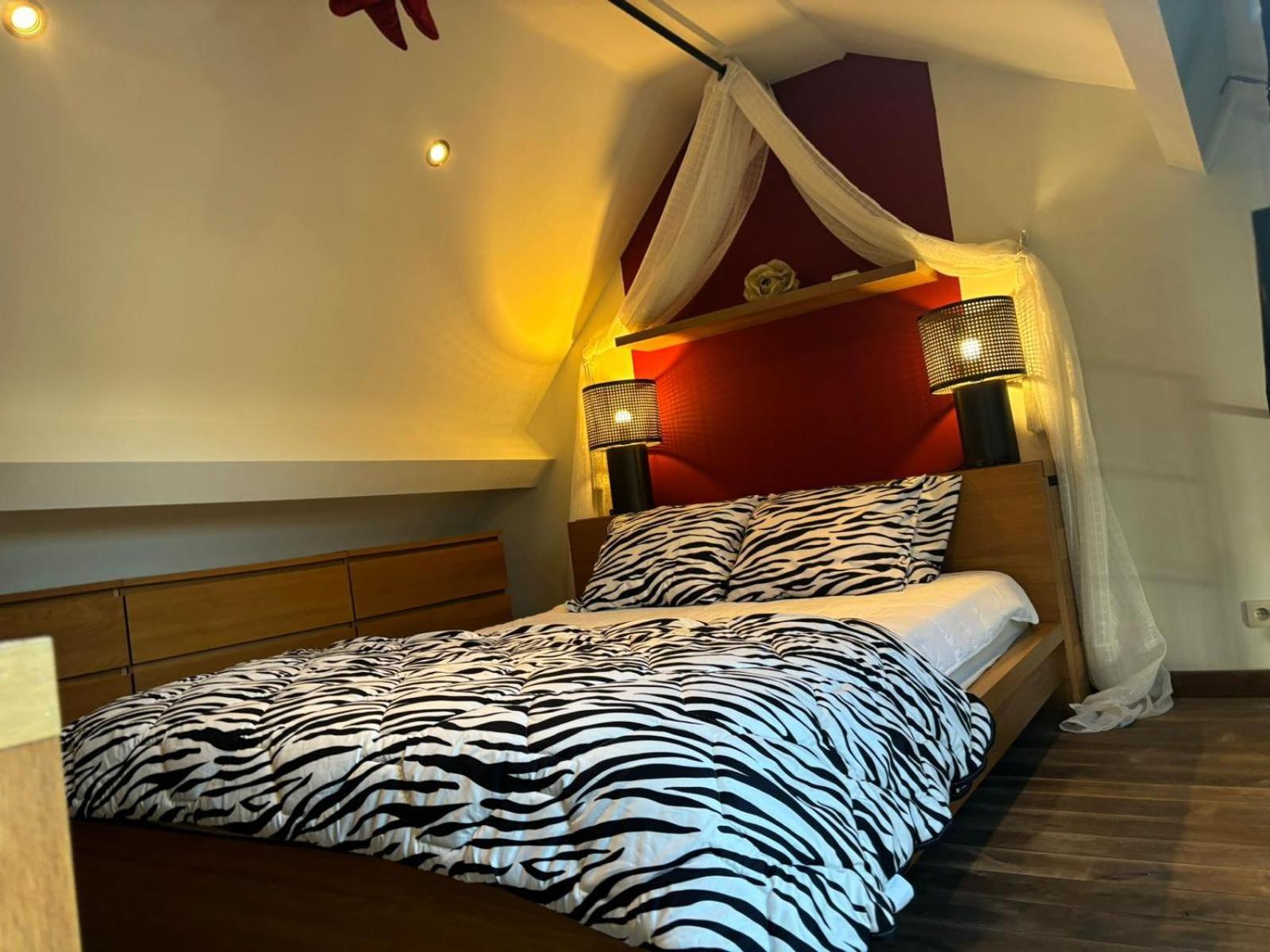 Wellness Loft With Sauna, Jacuzzi, Roof Terrace & Amazing View Lejlighed Antwerpen Eksteriør billede